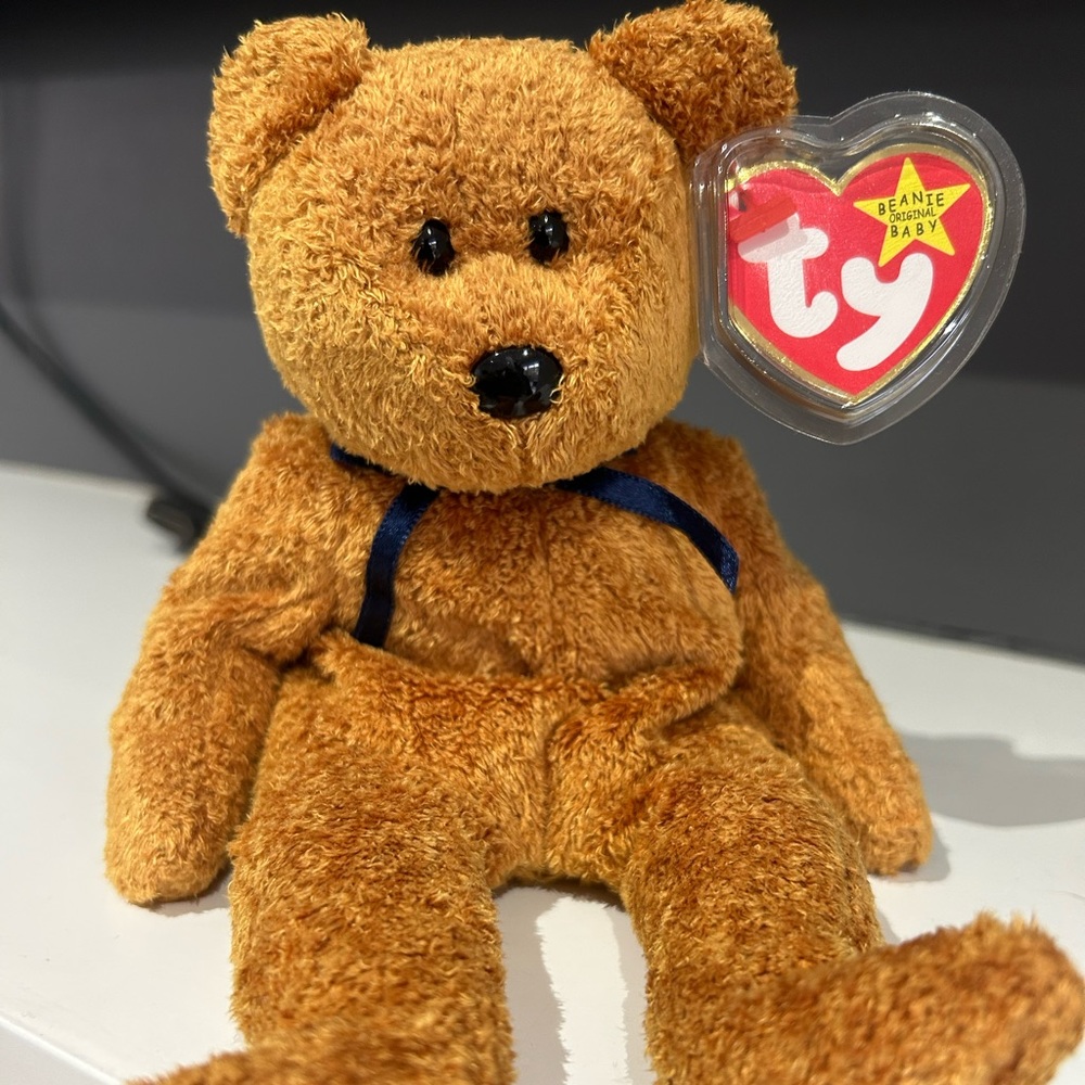 Rare. Ty Fuzz Beanie Baby with tag errors